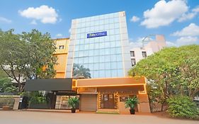 Fabhotel Gulshan International - Nr Peter Cat Park Street